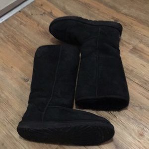 Ugg Boots- Authentic! Size 9